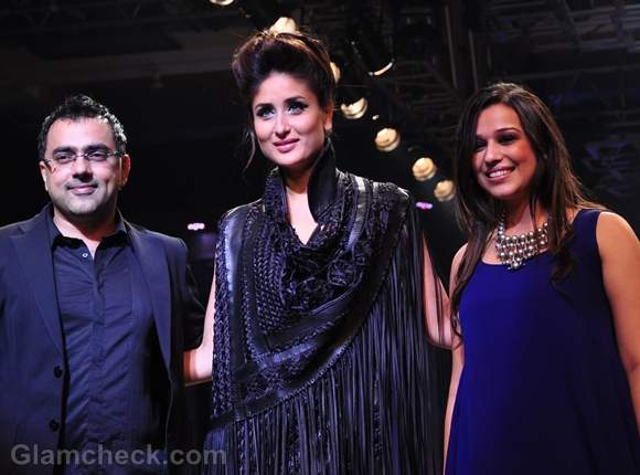 Kareena Kapoor Rubs Shoulders with Designers at Lakme Fashion Week