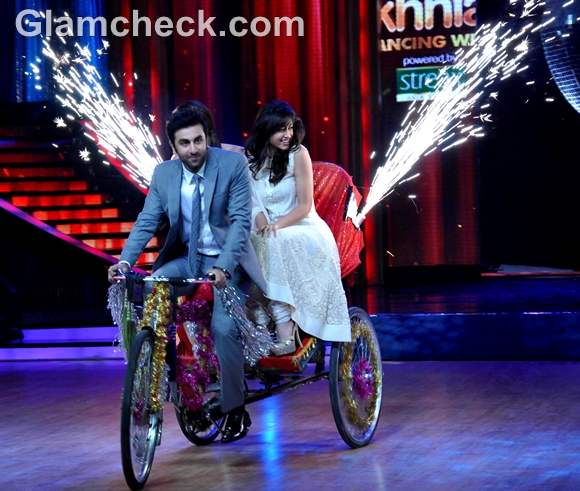 ‘Barfi’ promotion by Priyanka, Ranbir, and Ileana at Jhalak Dikhla Ja