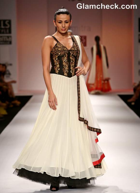WIFW S-S 2013 Joy Mitra Collection show