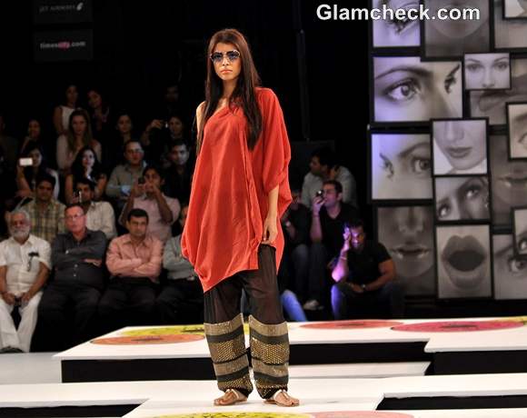 Asmita Marwa at Blenders Pride Fashion Tour 2012 Mumbai : Hippie Chic