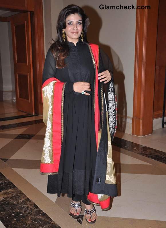 Raveena Tandon launches a breakthrough cancer detection kit