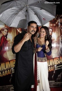 Akshay Kumar Sonakshi Sinha on Jhalak Dikhhla Ja to Promote OUATIMD