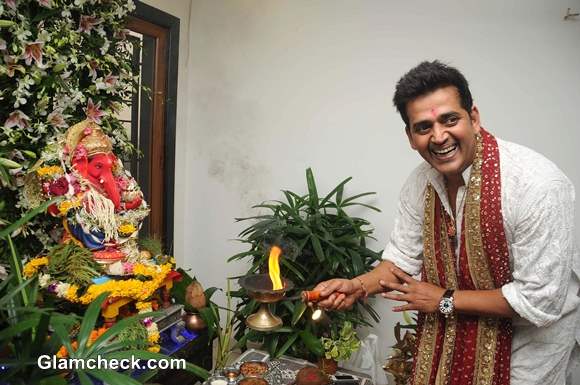 Ravi Kishan during the Ganesh Chaturthi celebrations at his residence