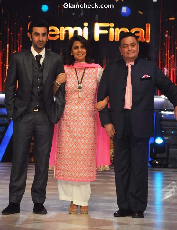 Rishi Kapoor Neetu Singh Ranbir Kapoor Promote Besharam on Jhalak Dikhlaa Jaa Season 6