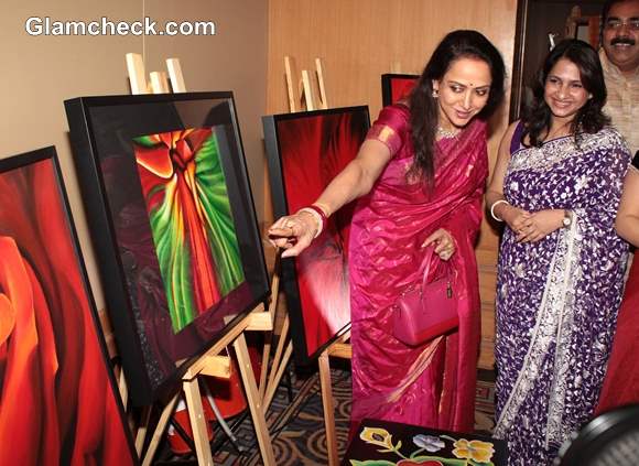 Hema Malini Inaugurates Art Couture Exhibition