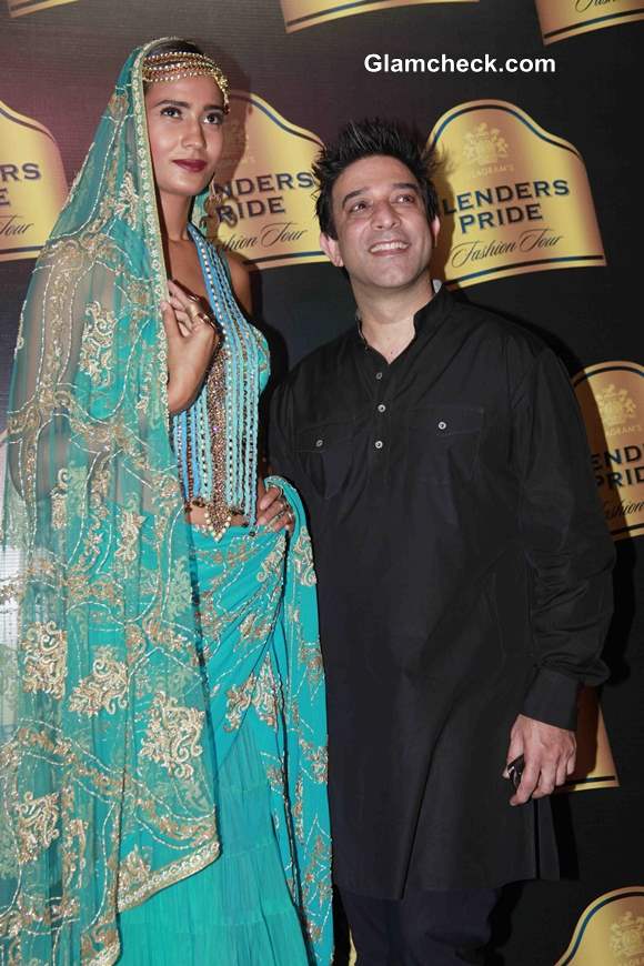 2013 Blenders Pride Fashion Tour Pictures Suneet Varma