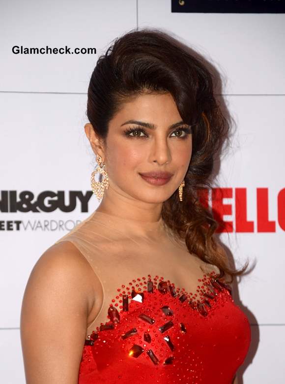 Priyanka Chopra 2013 Hello Magazine Awards