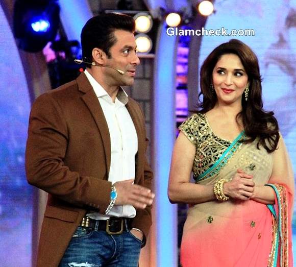 Salman and Madhuri to perform at Mulayam Singh Yadav’s Village