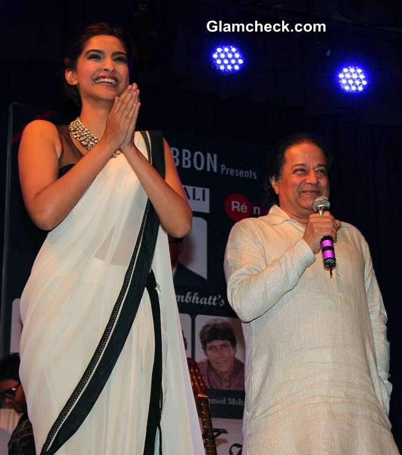 Sonam Kapoor in Tarun Tahiliani at Kuchh Dil Ne Kaha Album Launch