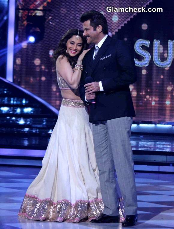 Anil Kapoor Madhuri Dixit at the grand finale of Jhalak Dikhhla Jaa Season 7