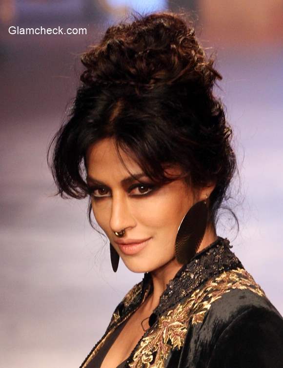 Chitrangada Singh for Tarun Tahiliani at LFW Winter-Festive 2015