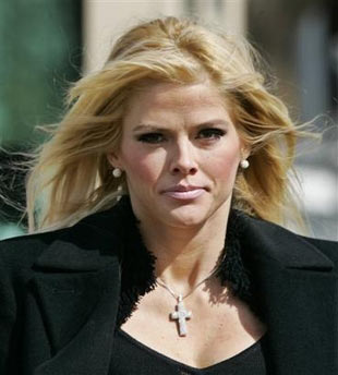 Anna Nicole Smith’s Drugs Overdose Case