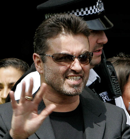 George Michael confesses drug consumption