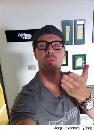 Joey Lawrence’s Eye Mishap