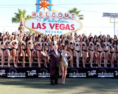 Miss Universe 2010 Pageant contestants at Las Vegas