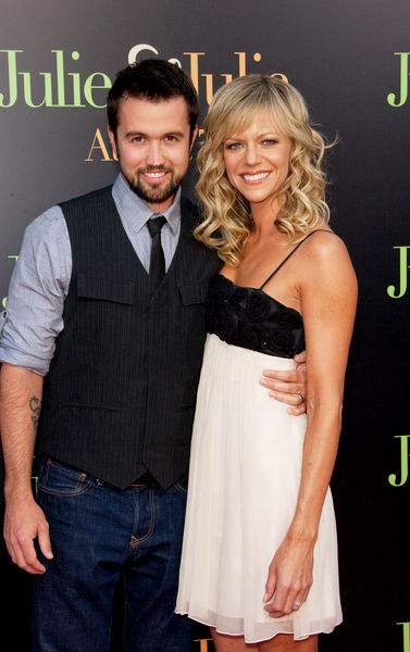 Kaitlin Olson & Rob McElhenney welcome a baby boy