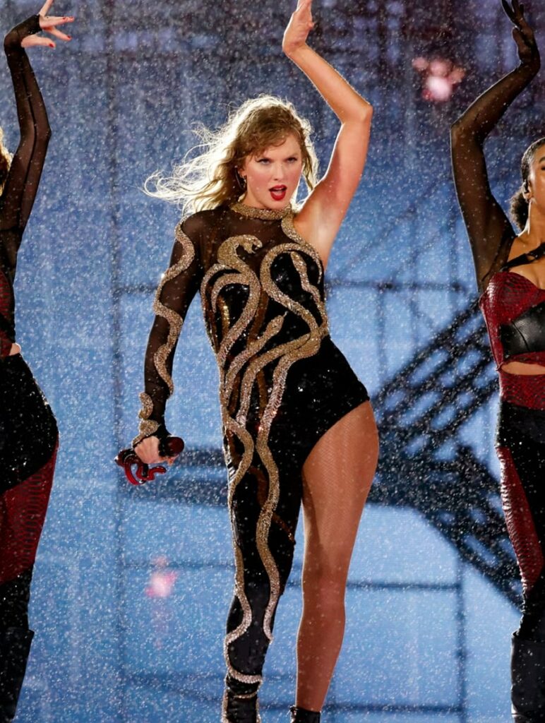 Taylor Swift The Tortured Poets Department Returns to No. 1 on the Billboard 200 for 16th Week