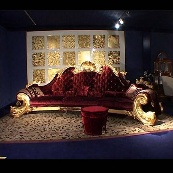 Michael Jackson’s luxury furniture on auction