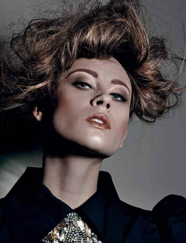 Luana Cassol for Paula Magazine June 2010