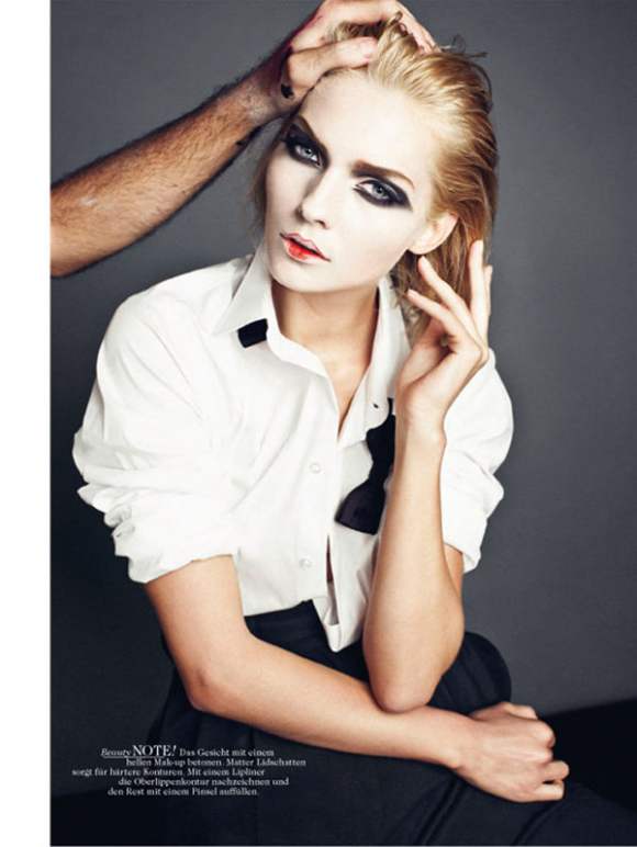 Karolin Wolter Tush Winter 2010-3