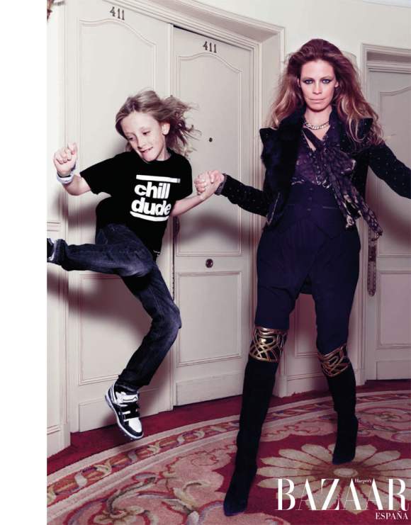 Tanga Moreau Harpers Bazaar Spain December 2010-7