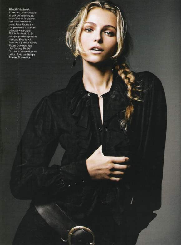 Valentina Zelyaeva Harpers Bazaar Espana December 2010-4