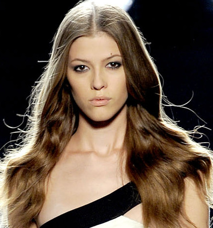 Hairstyle Trends S/S 2011: Curls and Waves
