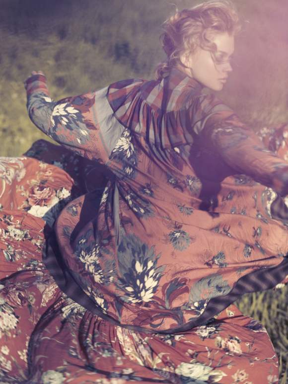 Anastasia Bondarenko for WestEast December 2010 3