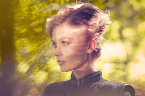 Anastasia Bondarenko for WestEast December 2010 5