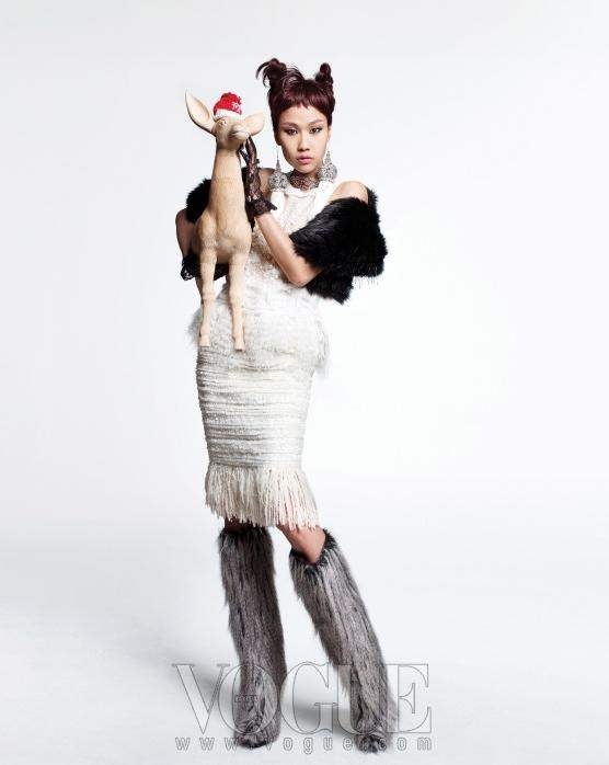 Christmas Editorial Vogue Korea December 2010 5