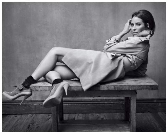Christy Turlington for Elle France December 2010 Editorial 3