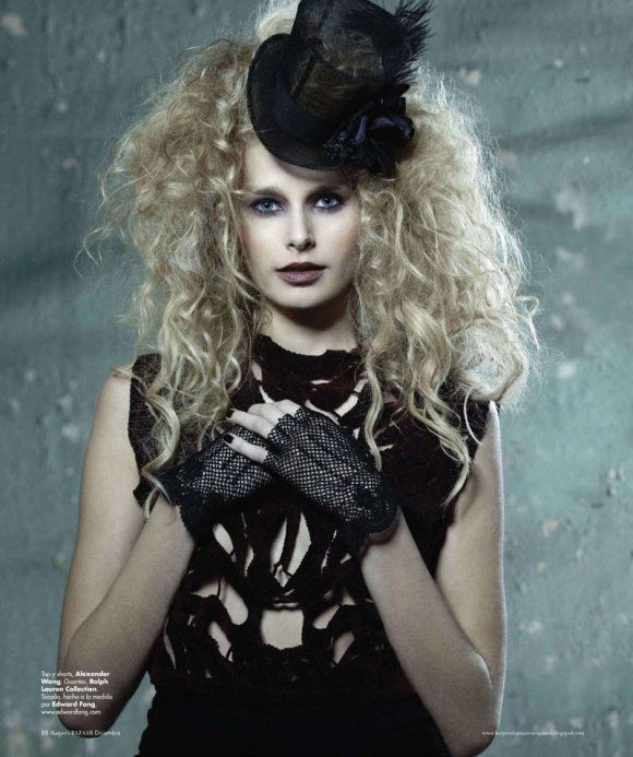Hana Soukupova for Harpers Bazaar Mexico December 2010 2