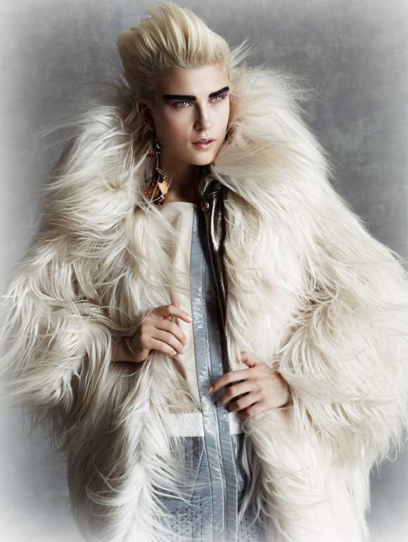 Jana Knauerova for Muse Winter 2010 4