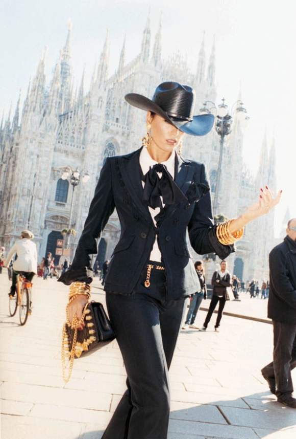 Moschino Spring 2011 Campaign 3