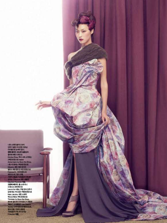 Park Ji Hye Choi A Ra for Harpers Bazaar Korea December 2010 3