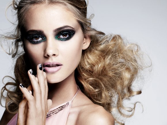 Tetyana Piskun for Glamour UK December 2010 2