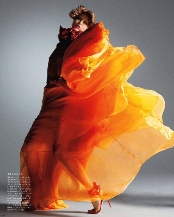 Raquel Zimmermann Vogue Nippon March 2011 7