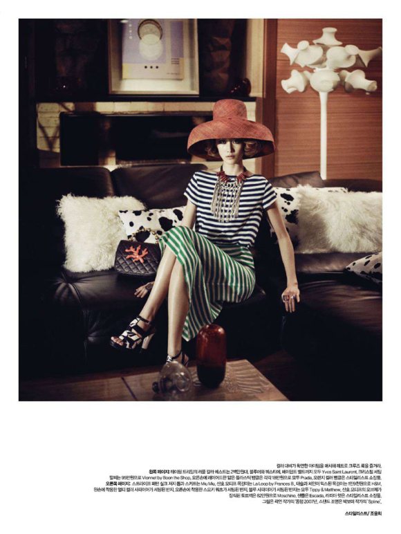 Sera Park Harpers Bazaar Korea February 2011 2