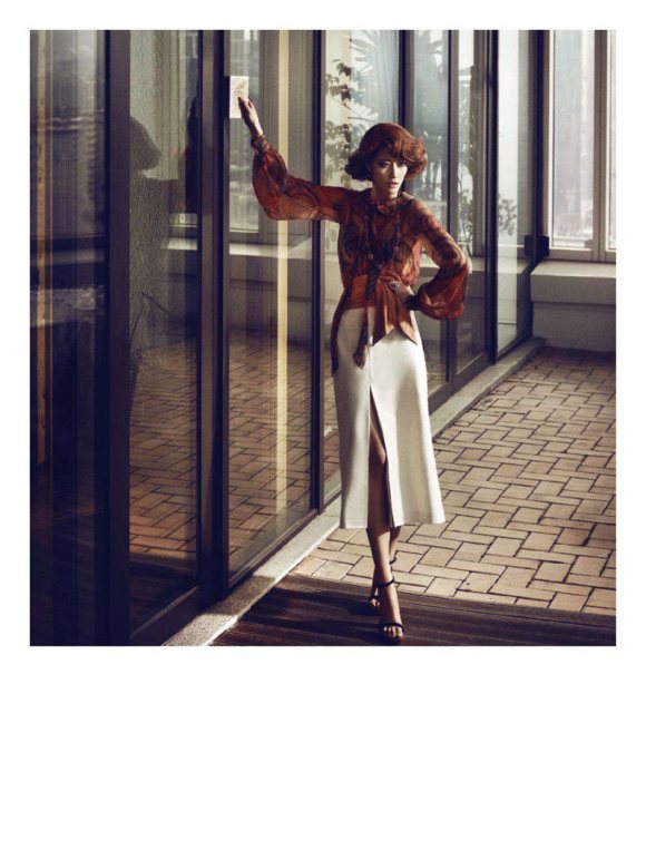 Sera Park Harpers Bazaar Korea February 2011 4