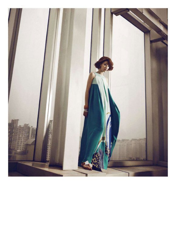 Sera Park Harpers Bazaar Korea February 2011 5