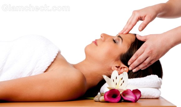 apply natural hair oil