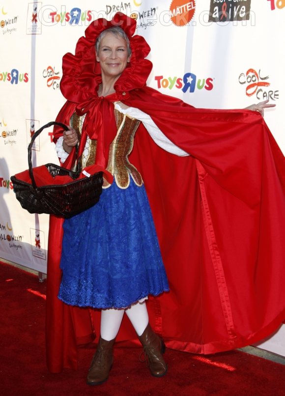 Celebrity 2011 Halloween Costumes – Not Eerie Enough To Spook Us!