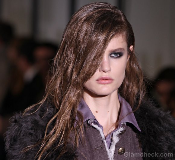Hairstyle How To : Side swept Asymmetric Androgynous Hair-do