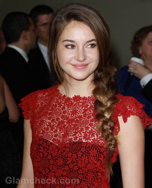 side plait hairstyle shailene woodley