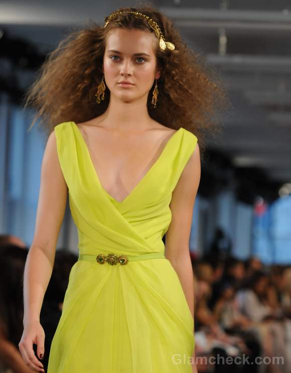 Style Pick of the Day : Oscar De La Renta Fluorescent Maxi Dress
