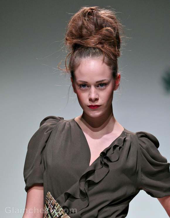 voluminous messy top bun Hairstyle how to