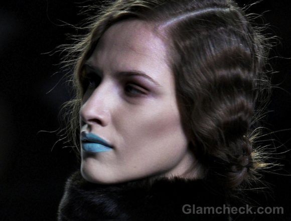 Beauty How To: Get Aqua Blue Lips Lemoniez Fall/Winter 2012