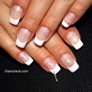 Nail Piercing – Tips Precautions and Jewelry