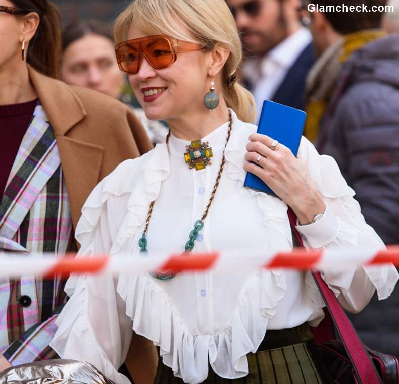 3 Stylish Ways to Accessorize Basic Clothes