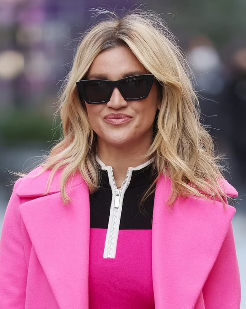 Ashley Roberts 2022